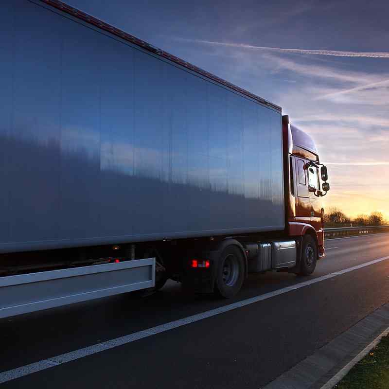 https://melaistransport.ca/wp-content/uploads/2017/03/service_inner_01.jpg