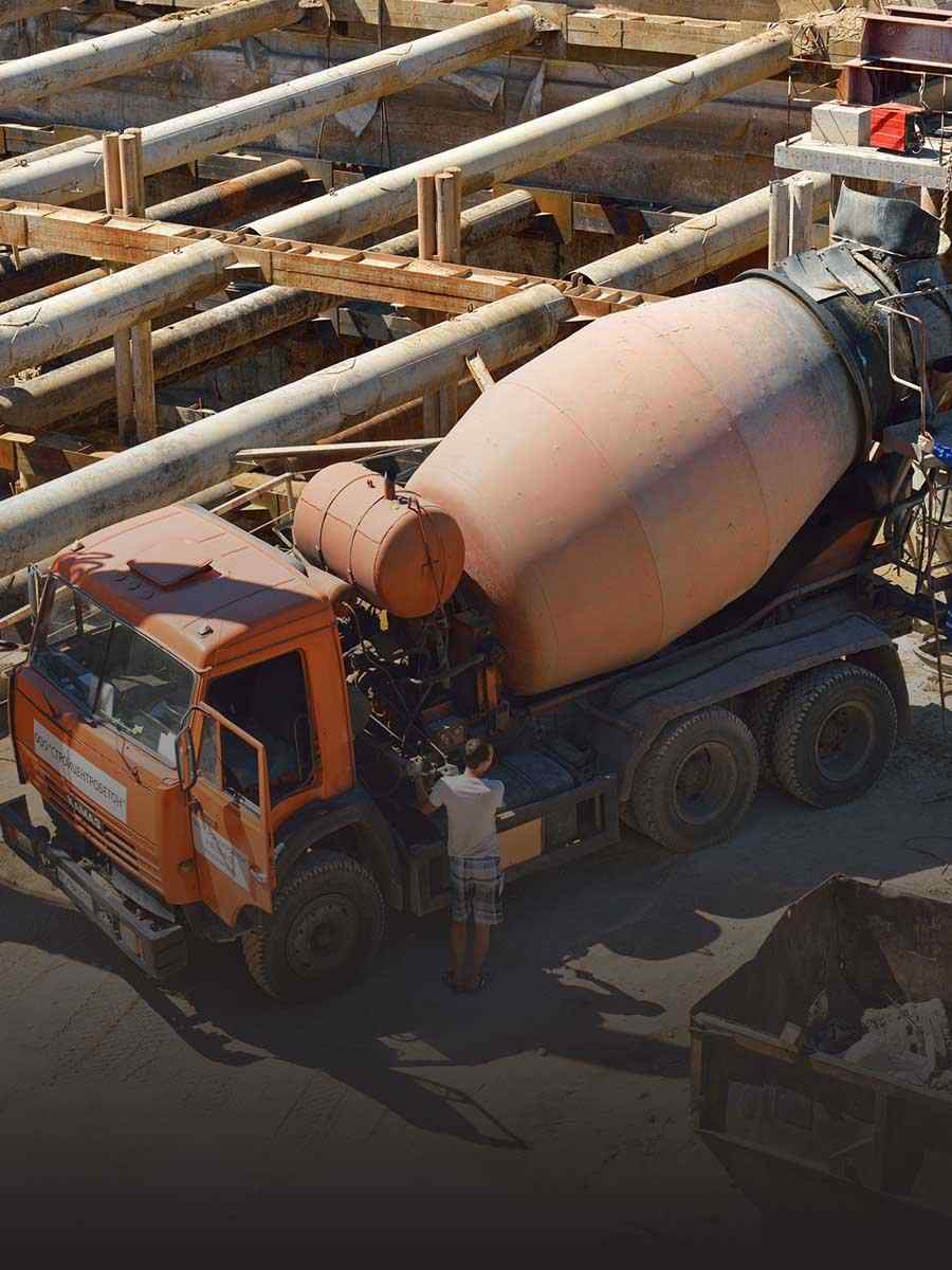 https://melaistransport.ca/wp-content/uploads/2017/08/cell_trucks_03.jpg